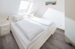 Schlafzimmer 1 m. Doppelb.